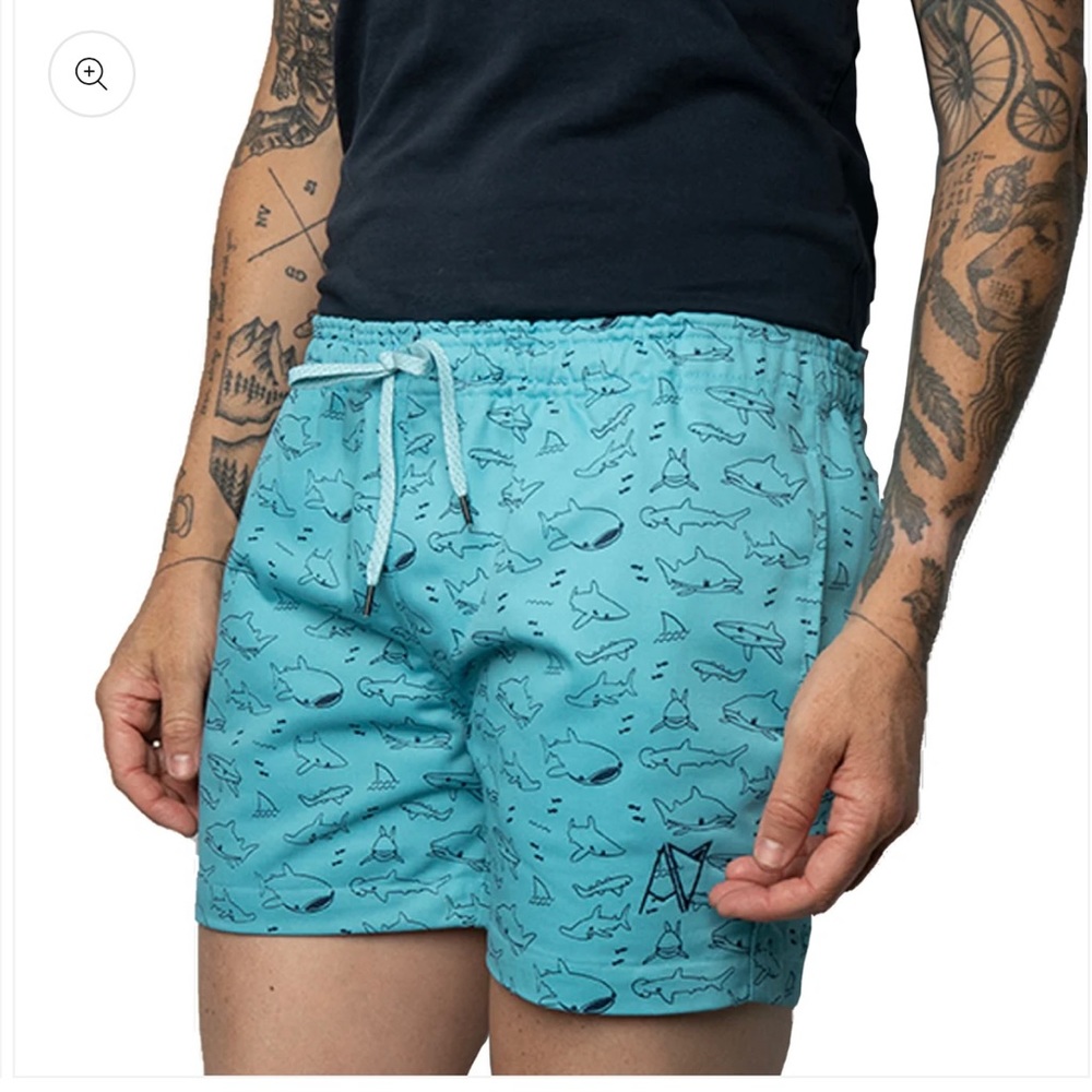 ANDROGYNOUS FOX Drawstrings Blue Sharks Prints Shorts.
